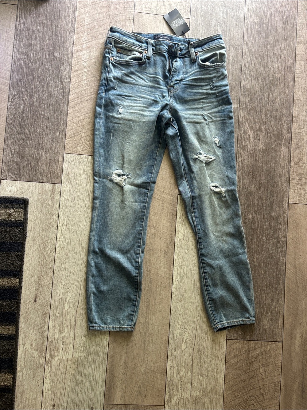 Brand New Never Worn Light Blue Distressed Men’s Jeans Skinny Aeropostale